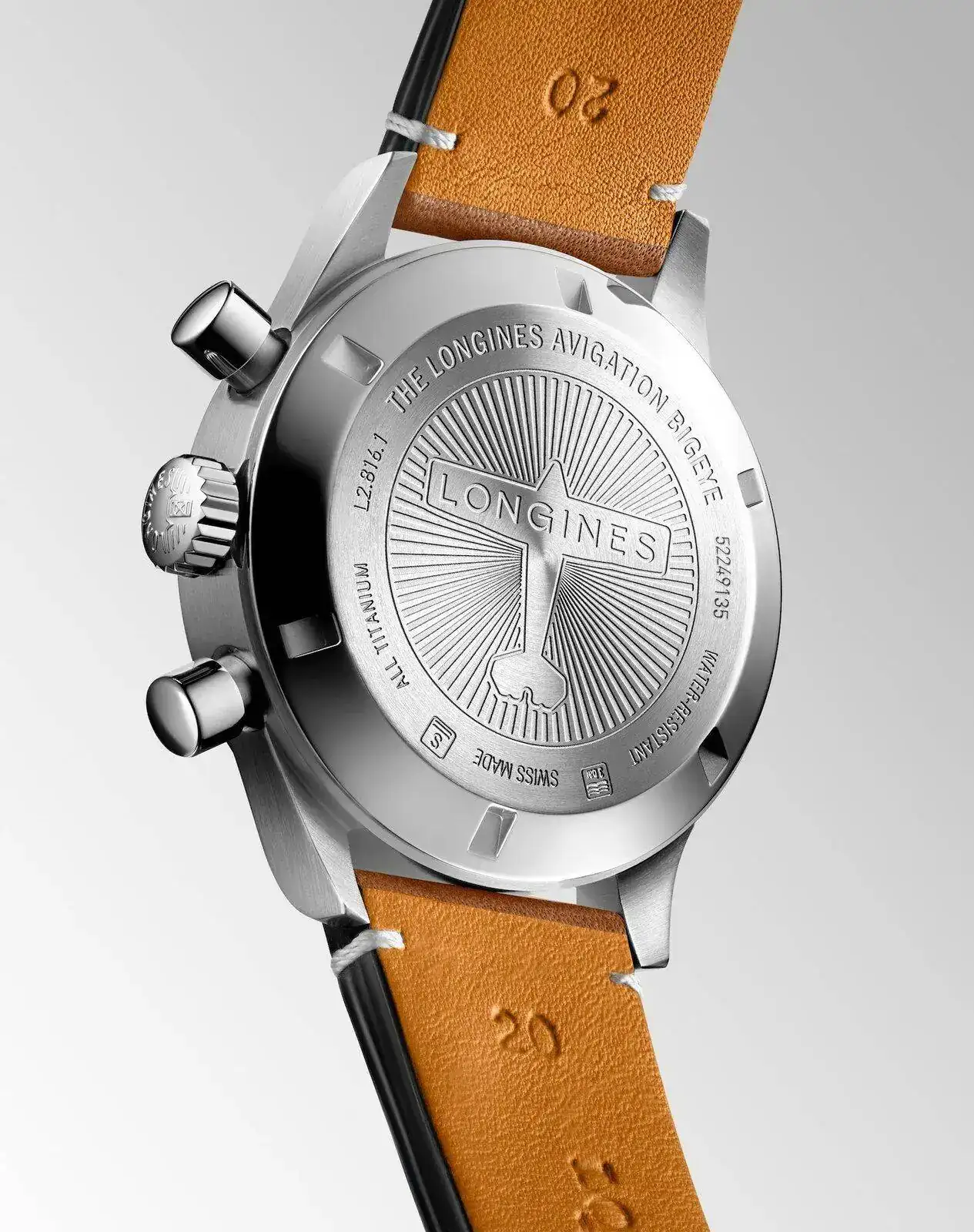 Longines-Avigation-BigEye-Titanium-7.webp
