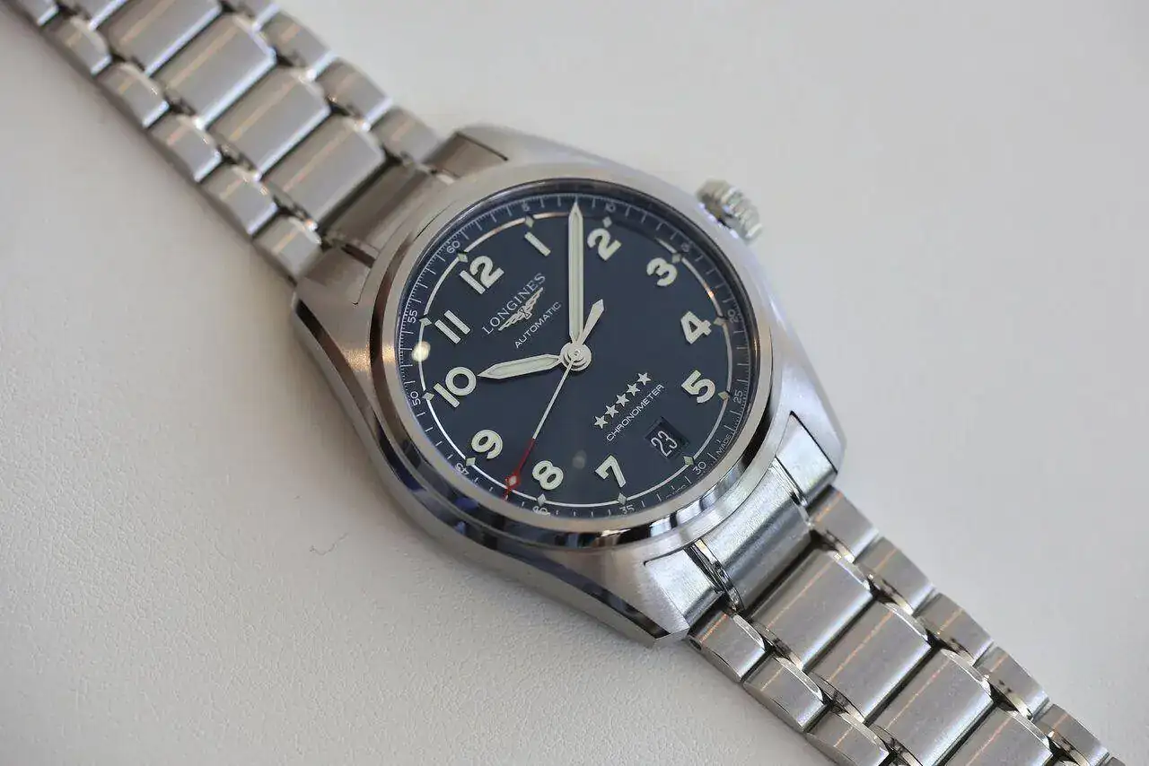 longines-blue-spirit-aviation-37-bracelet.jpg