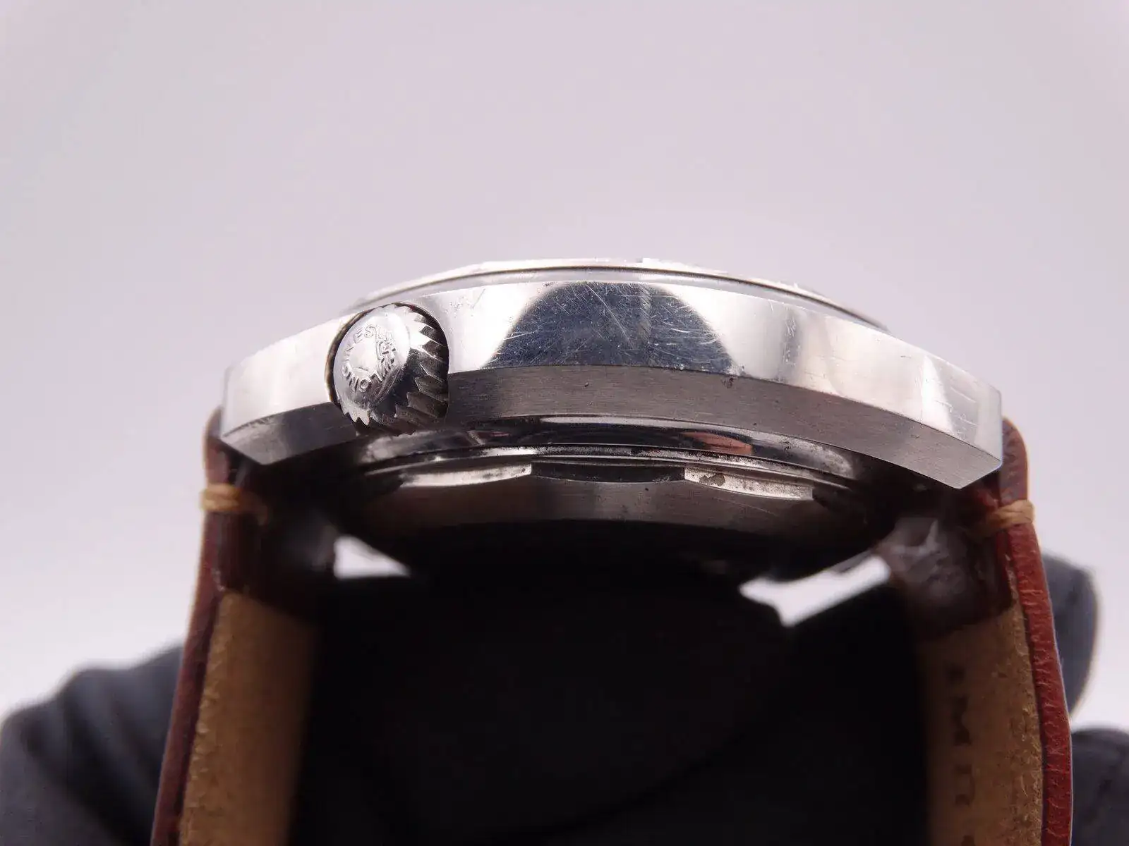 longines chronograph valjoux 72 FAP 5886.webp