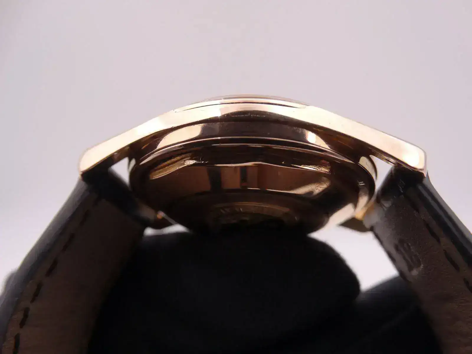 Longines Conquest Automatic Gold 9714.webp