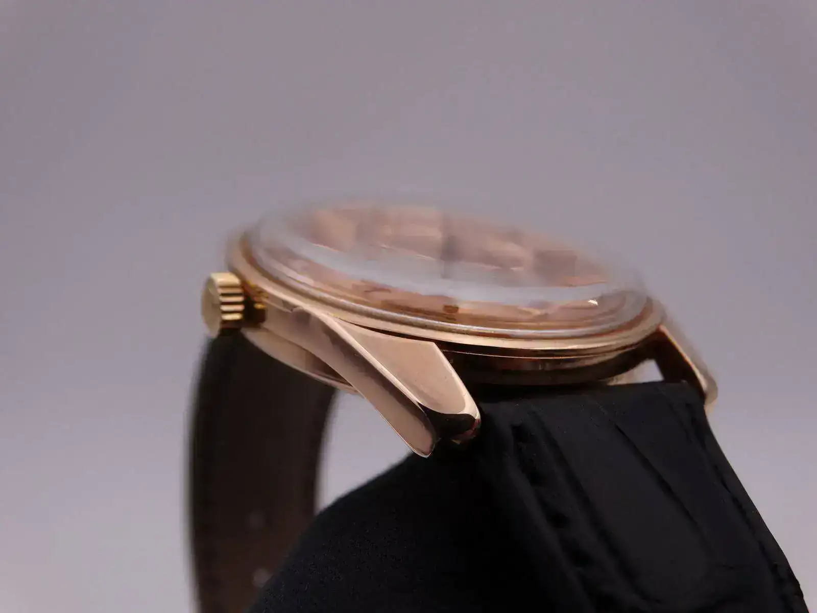 Longines Conquest Automatic Gold 9720.webp