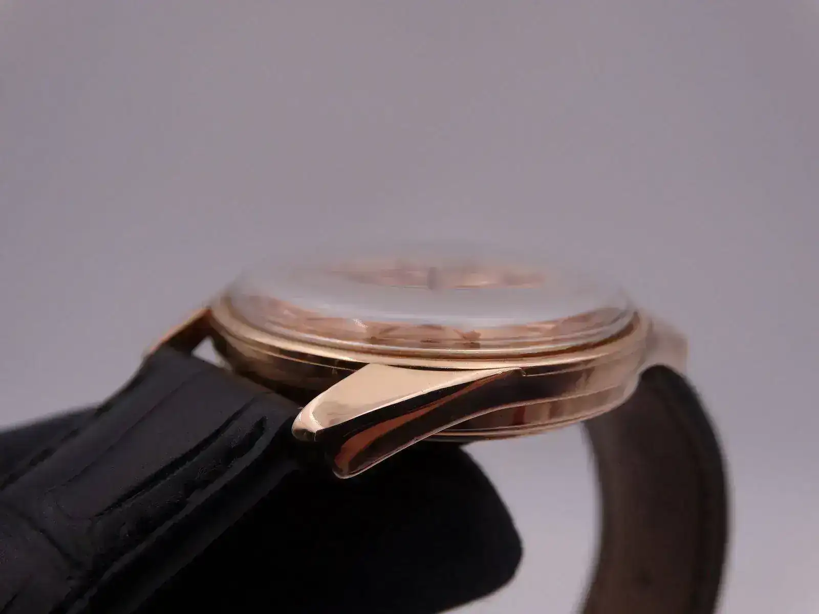 Longines Conquest Automatic Gold 9721.webp