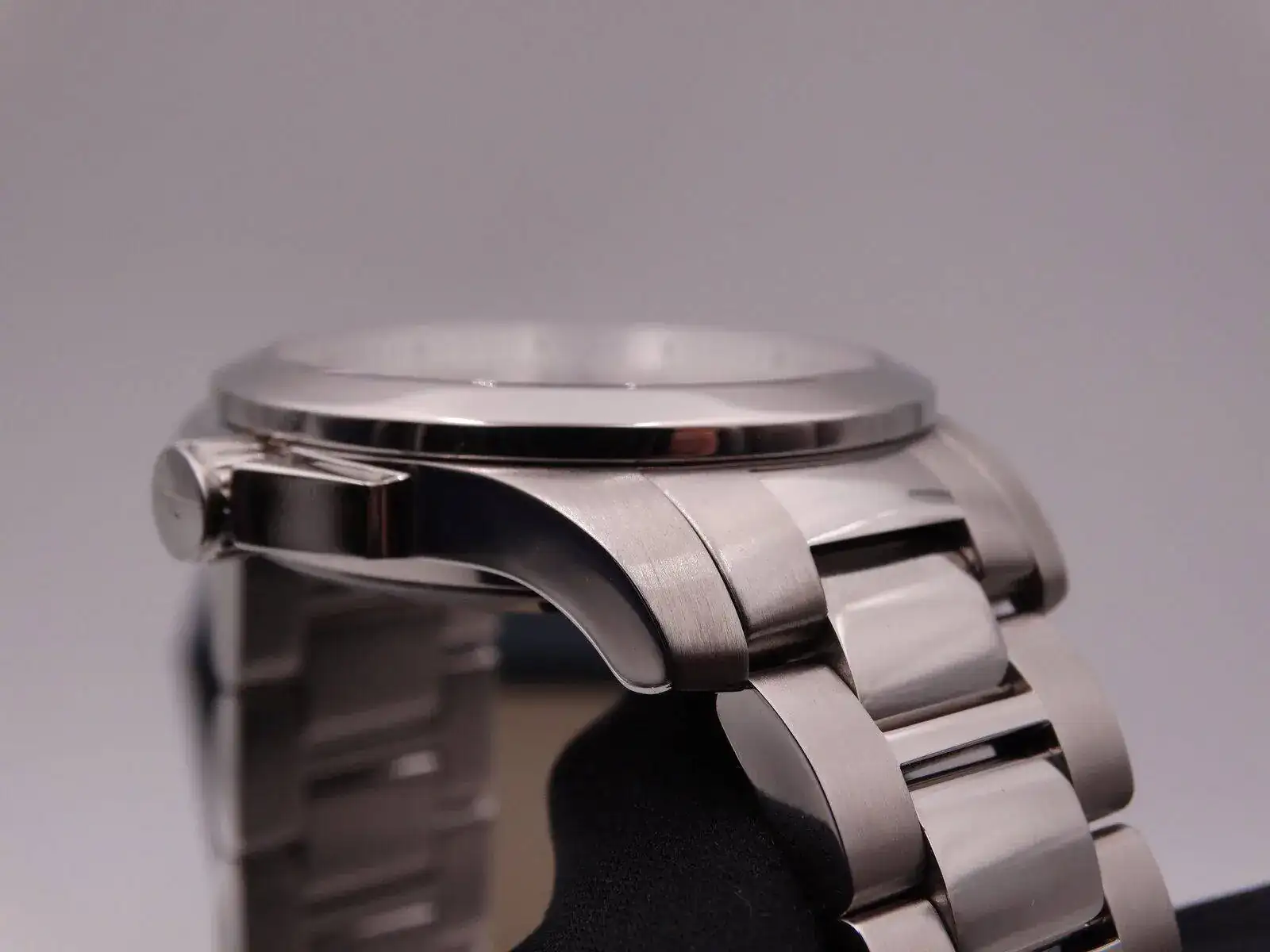 Longines Conquest Quartz 00182.webp