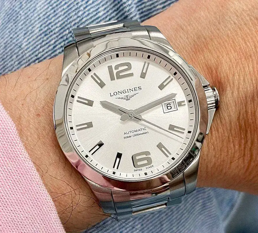 Longines Conquest Silver.webp
