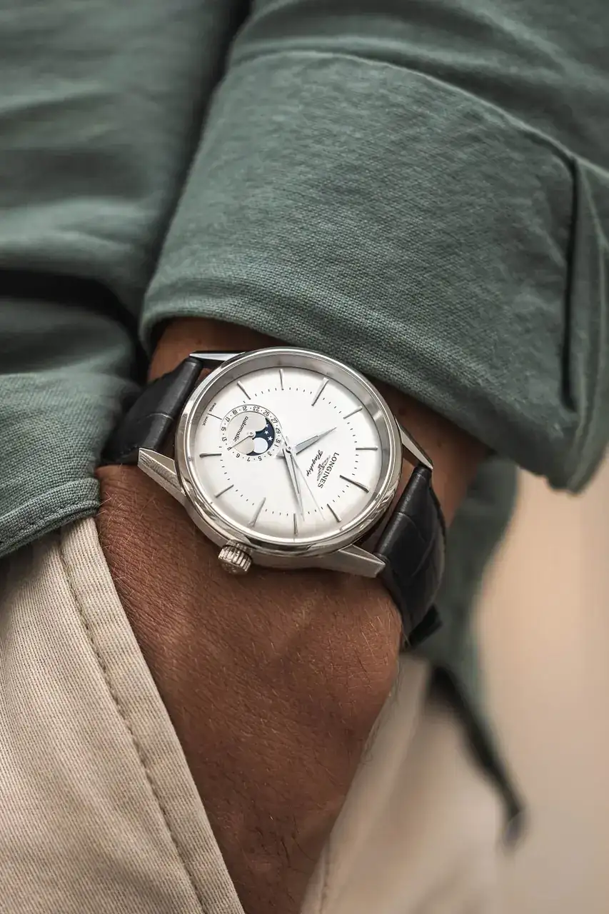 Longines-Flagship-Heritage-16.webp