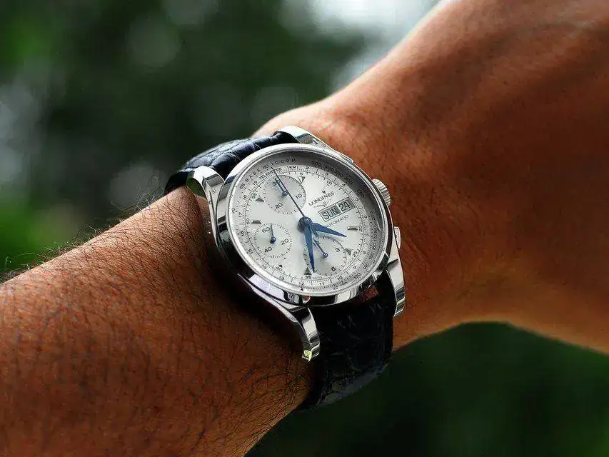 longines-heritage-1954-4-ti.webp