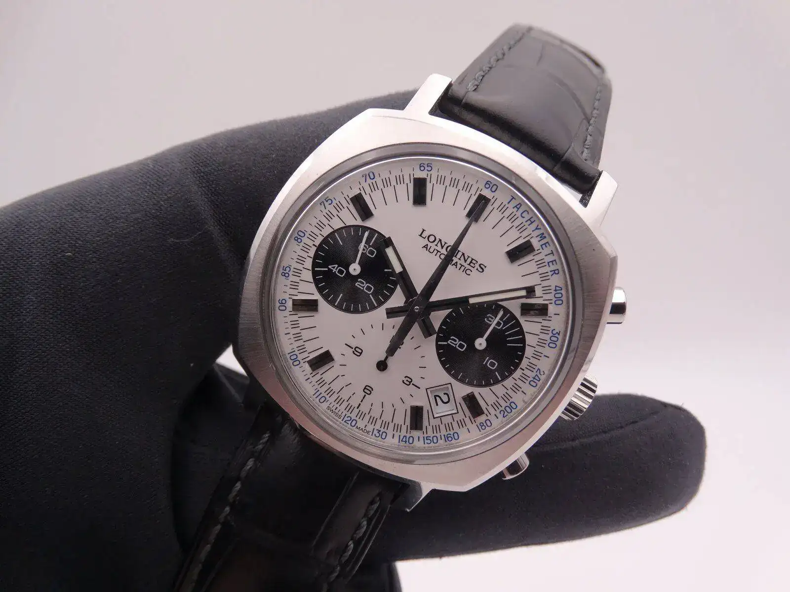 Longines Heritage 1973 Chronograph 03715.JPG