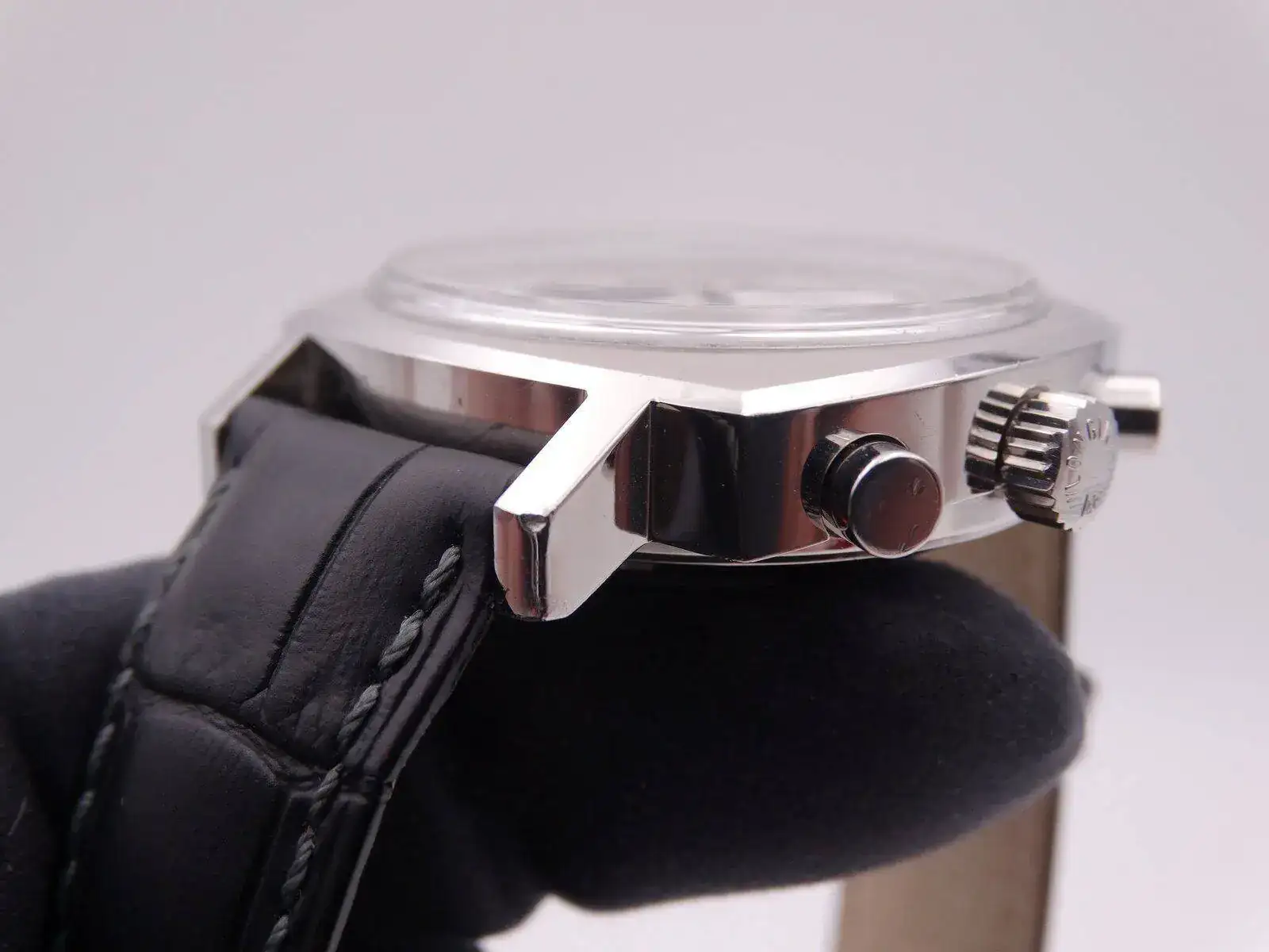 Longines Heritage 1973 Chronograph 03725.JPG