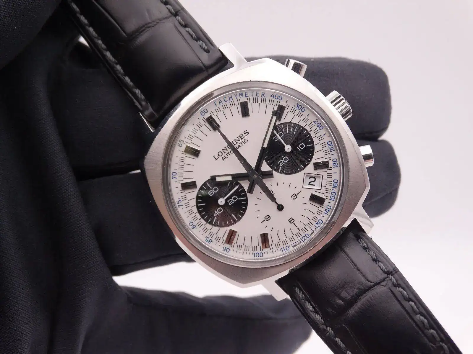 Longines Heritage 1973 Chronograph 03733.JPG