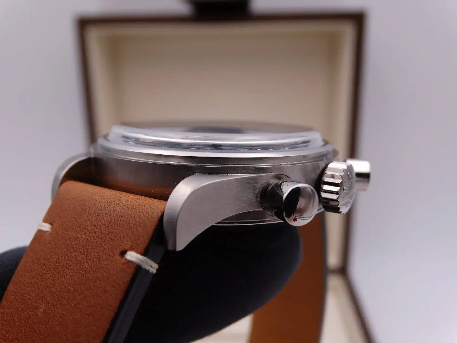 Longines Heritage Avigation BigEye Blue Chronograph 04599.webp