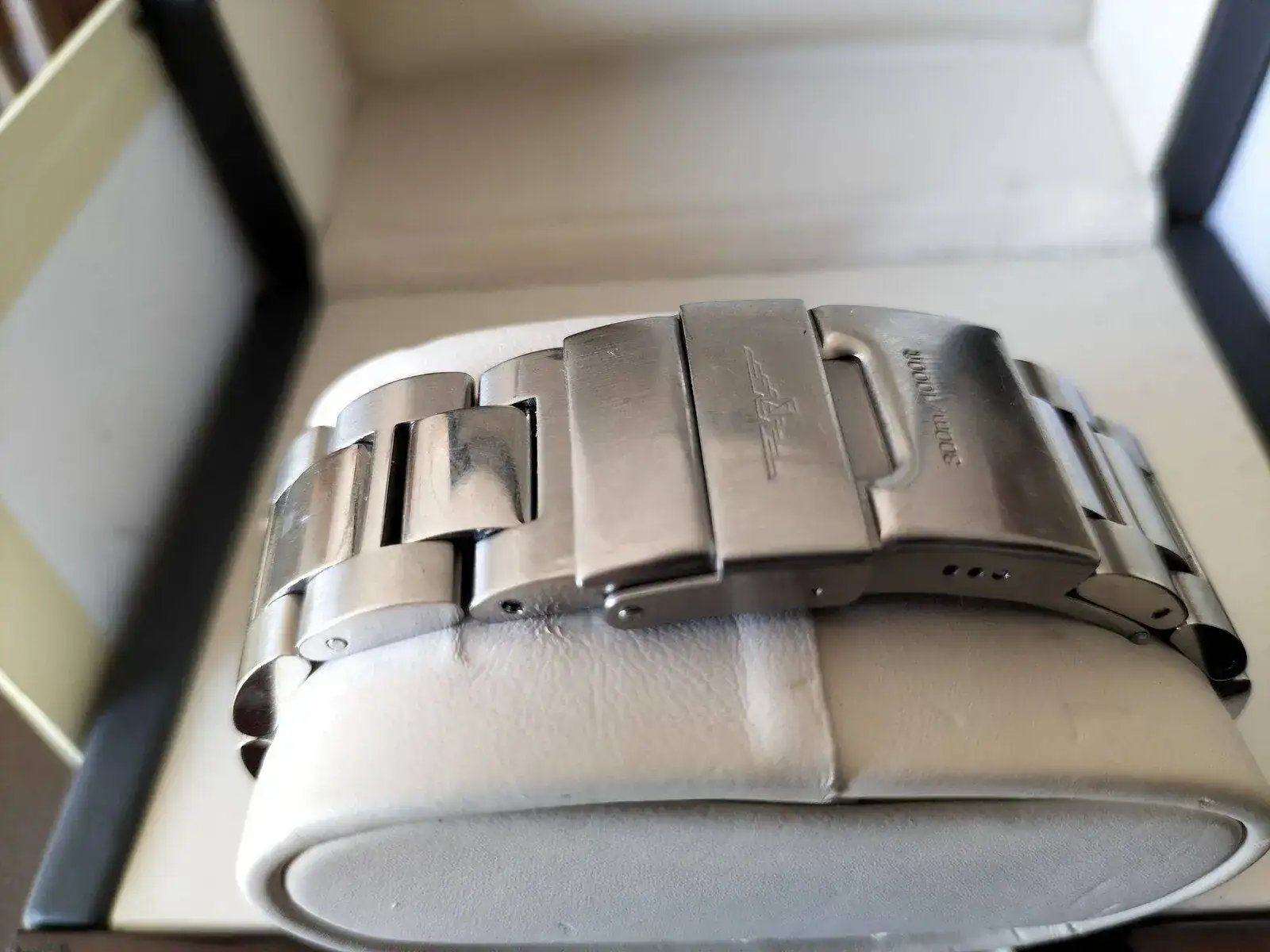 longines hydro grey 18.webp