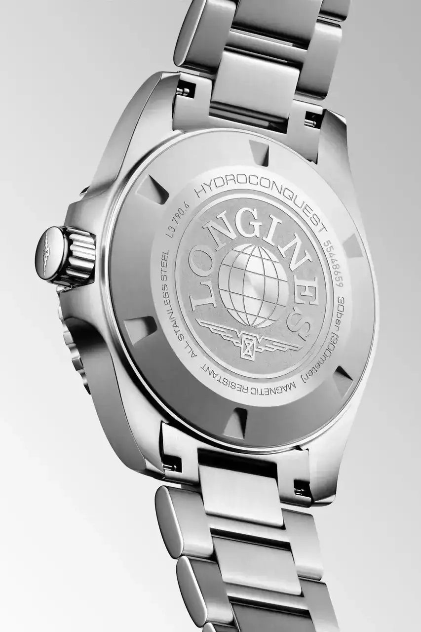 Longines-HydroConquest-GMT-Black-dial-2-1.webp