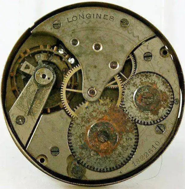 LONGINES Parecido.webp