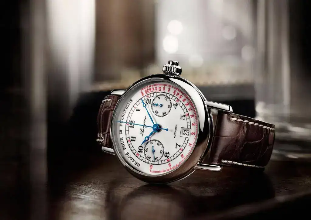 Longines-Pulsometer-Chronograph-amb.webp