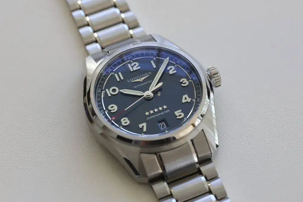 longines-spirit-27-blue-dial-bracelet-1024x683.jpg