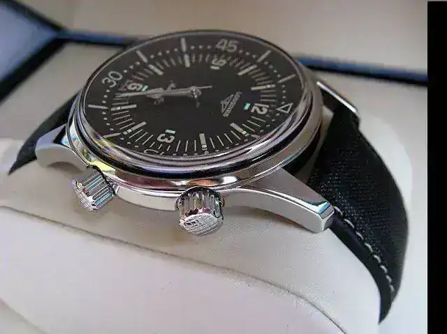 longines4.webp