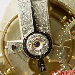 Longines_18_49-3.webp