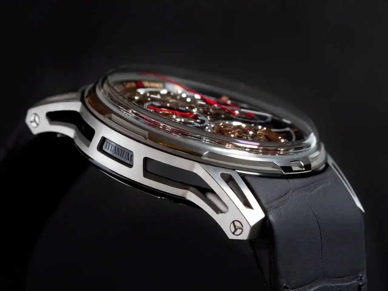Louis Moinet_Impulsion-Titanium-Onyx 4.webp