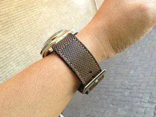 LrLnFx.webp