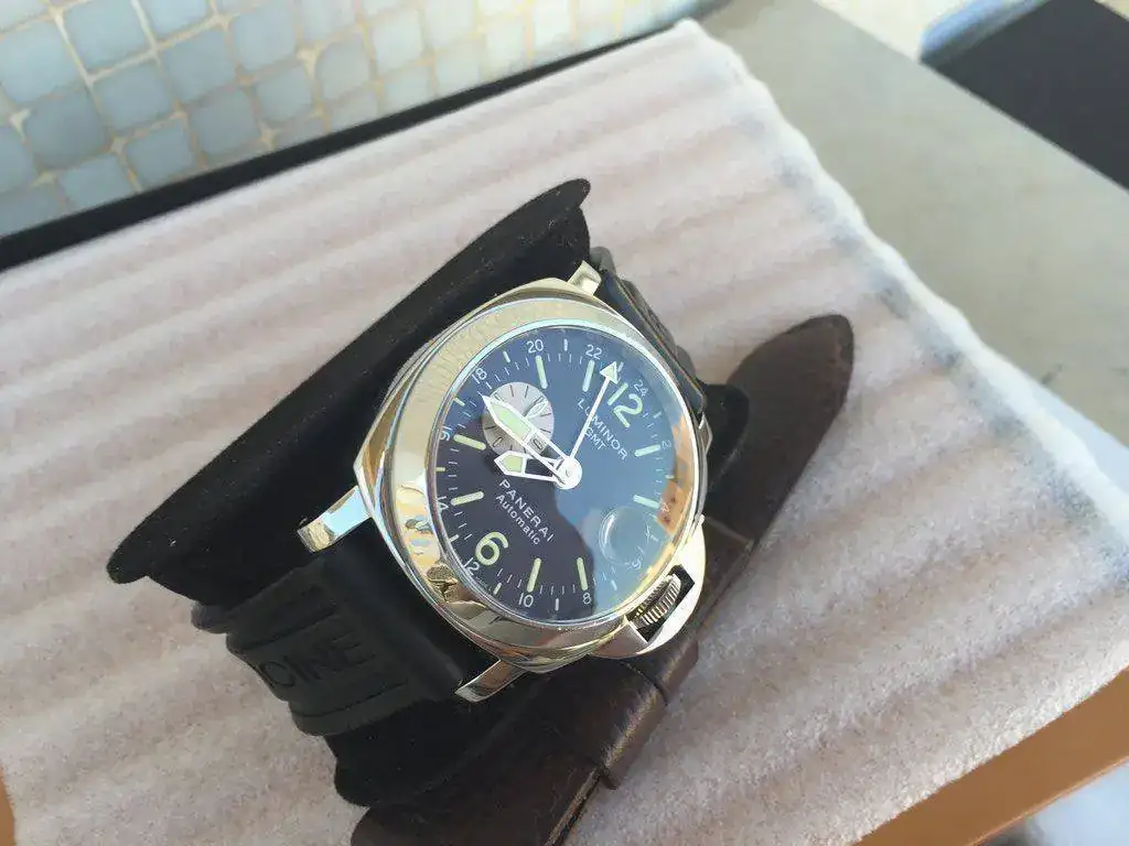 Luminor-Panerai-088-GMT-41.webp