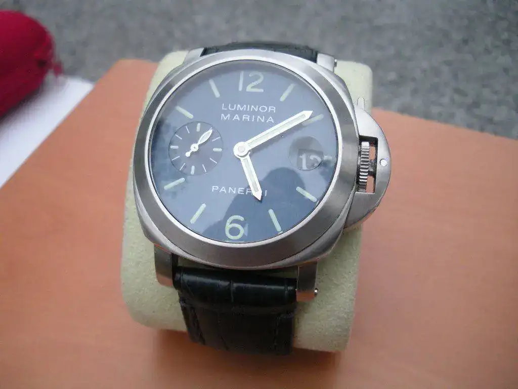 Luminor-Panerai-Pam-070C-OP6528-17.webp