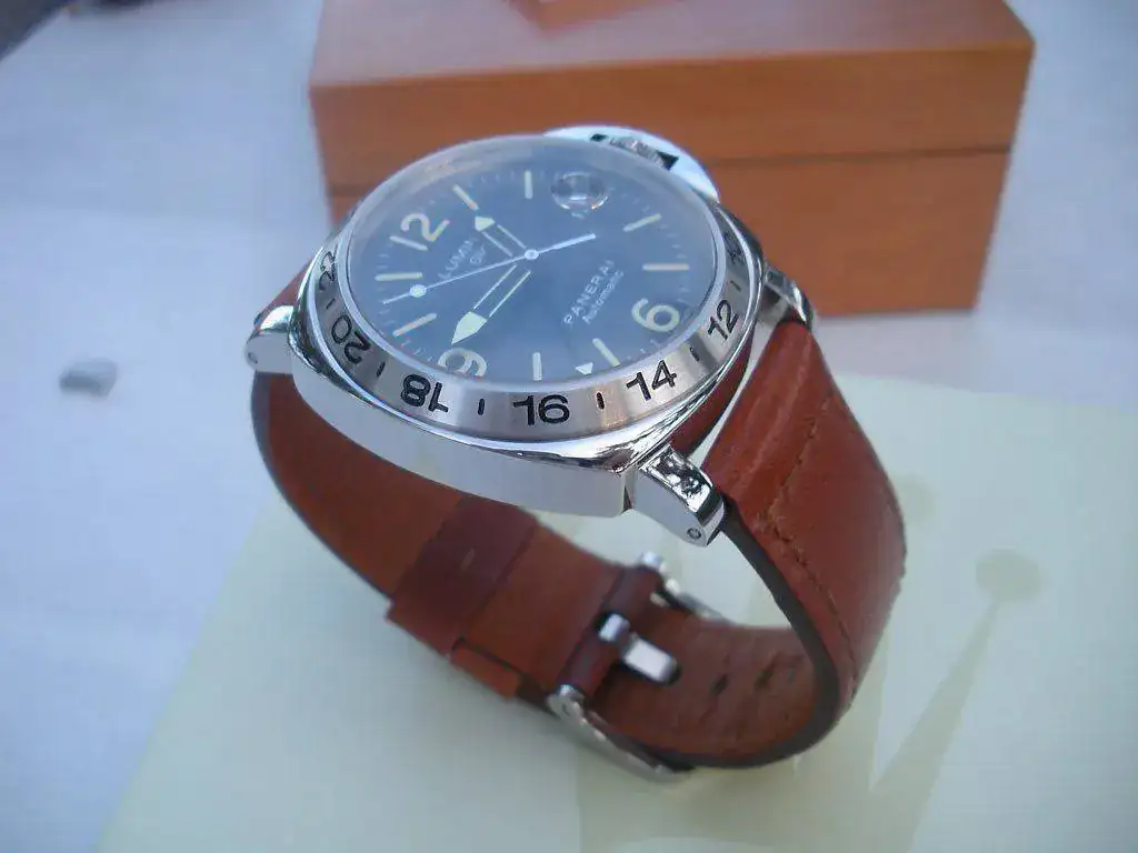 Luminor-Panerai-Pam-23A-36.webp