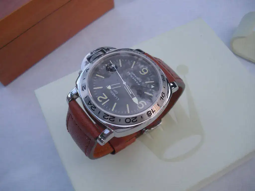 Luminor-Panerai-Pam-23A-38.webp