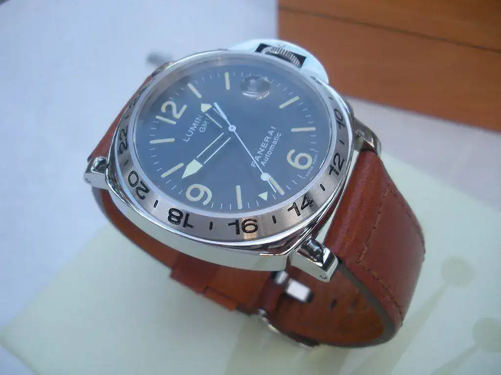 Luminor-Panerai-Pam-23A-41.webp