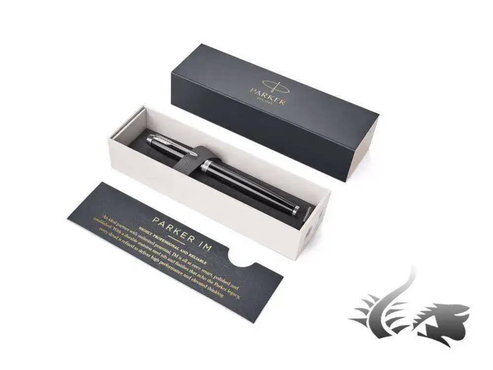 M-Fountain-Pen-Lacquer-Chrome-Trim-Black-1931651-5.webp