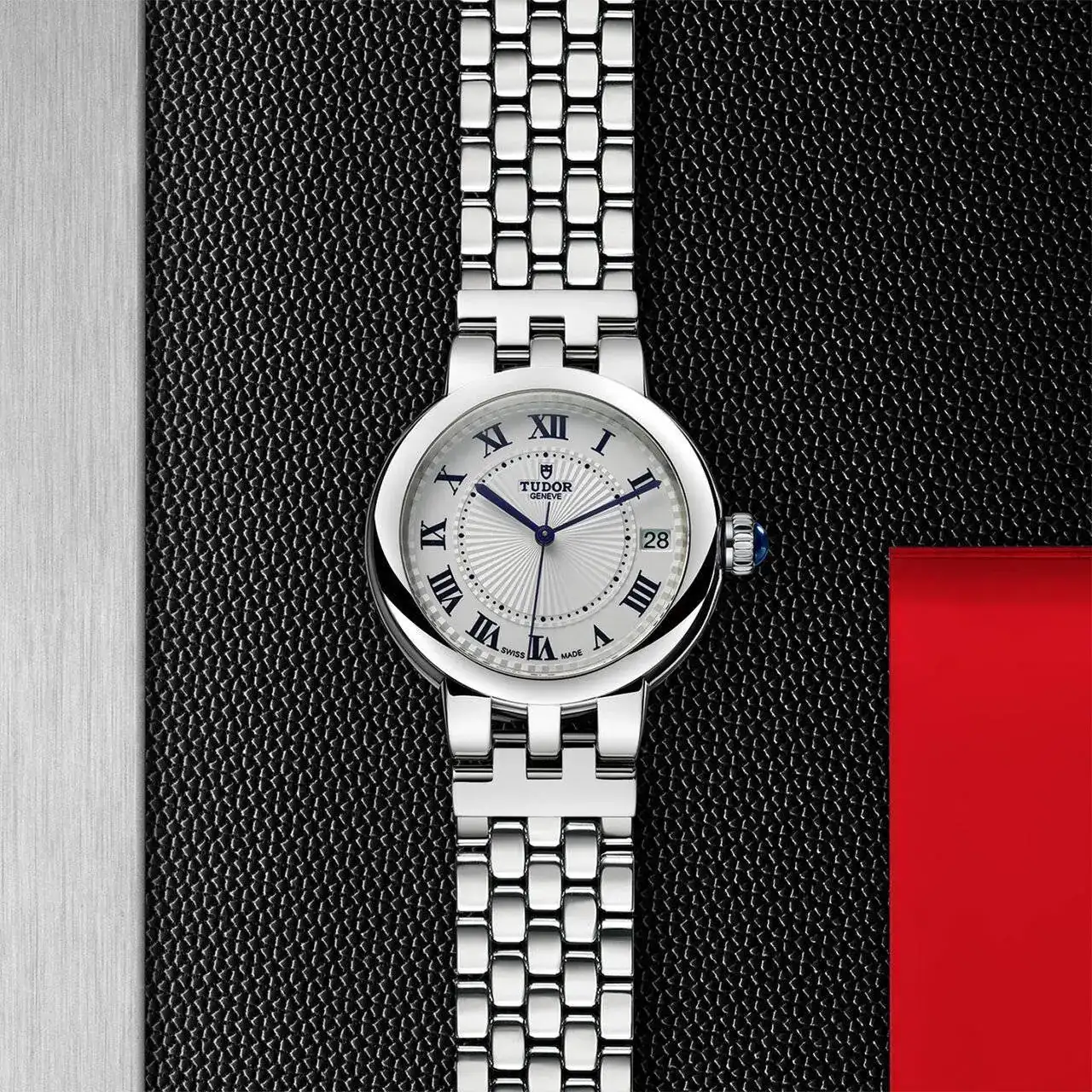 M35800-0001-tudor_watch_carousel_2_4-10-2023.webp