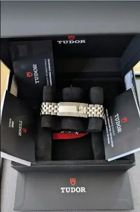 m79360n-0014 cierre.webp