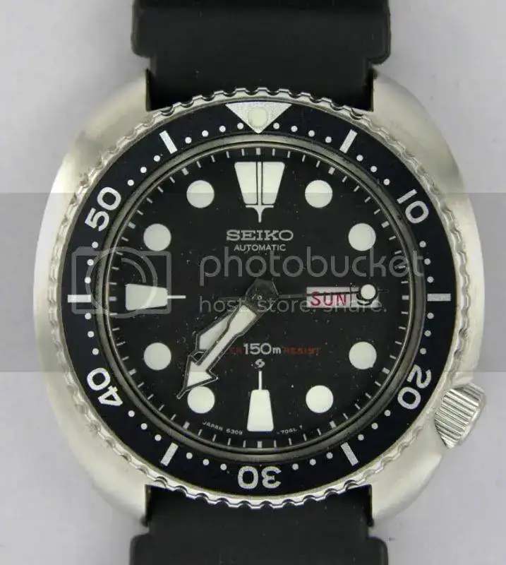 Macro6309DiverDial.webp