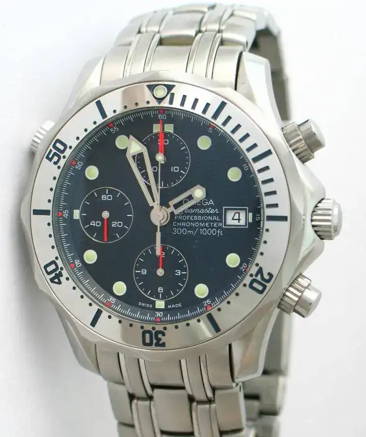 MagnusKSwedenSeamasterChronoV2.webp