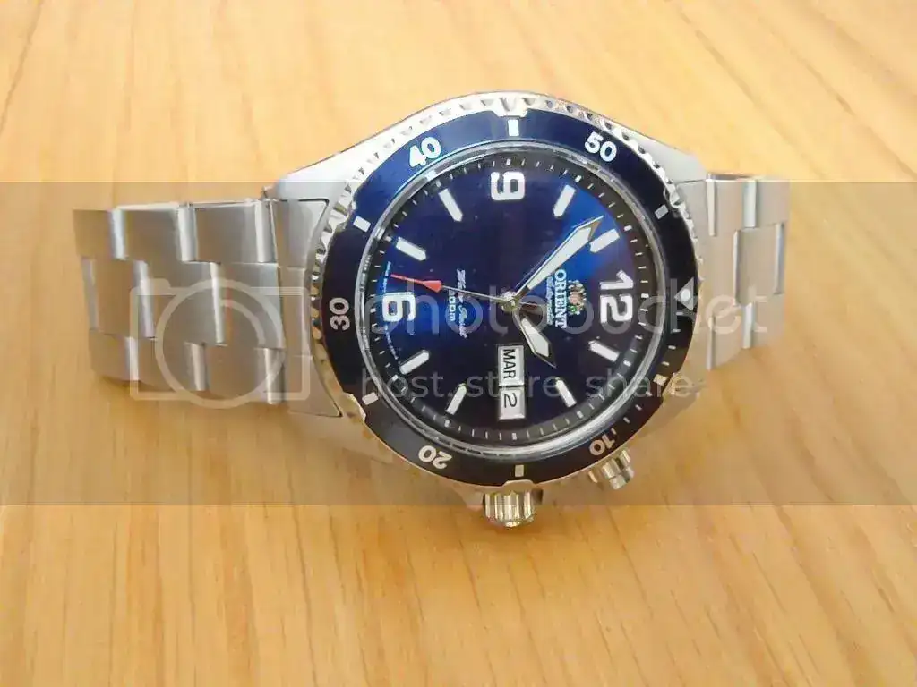 mako5Medium_zps2c95256e.webp