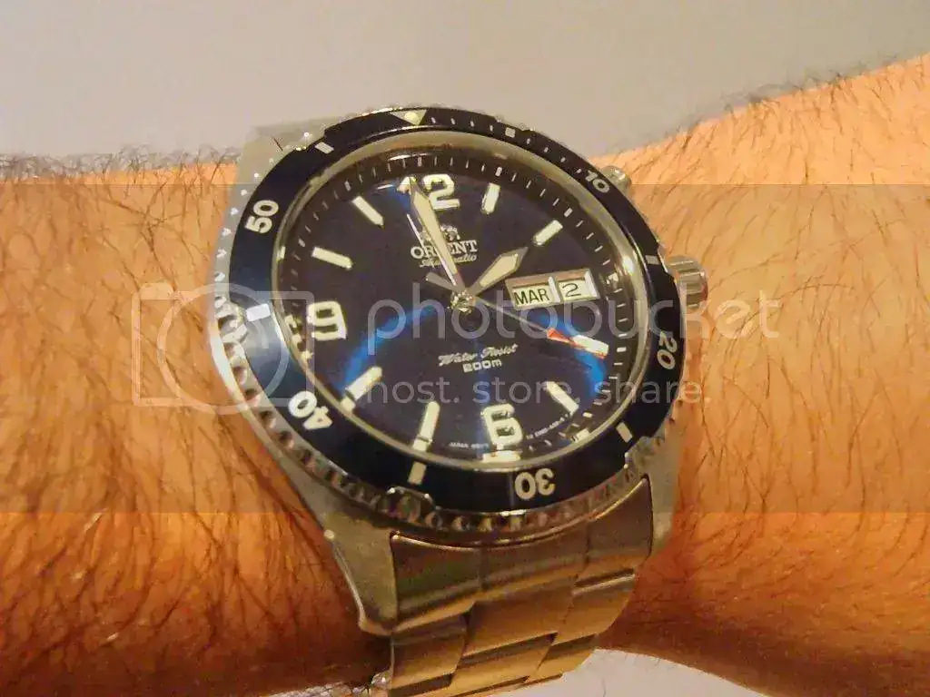 mako8Medium_zpsc124a112.webp