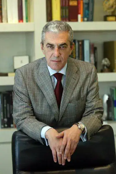 mariano-perez-claver-actual-ejecutivo-sos_1_595929.webp