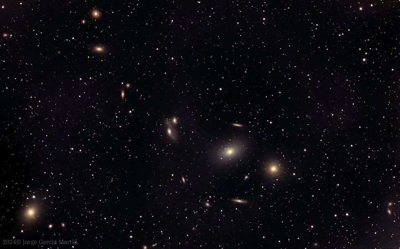 markarian_chain_pix_remastered.webp