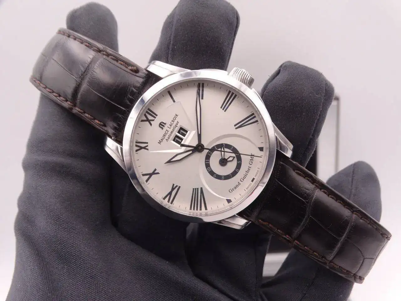 Maurice Lacroix Pontos GMT 02395.webp