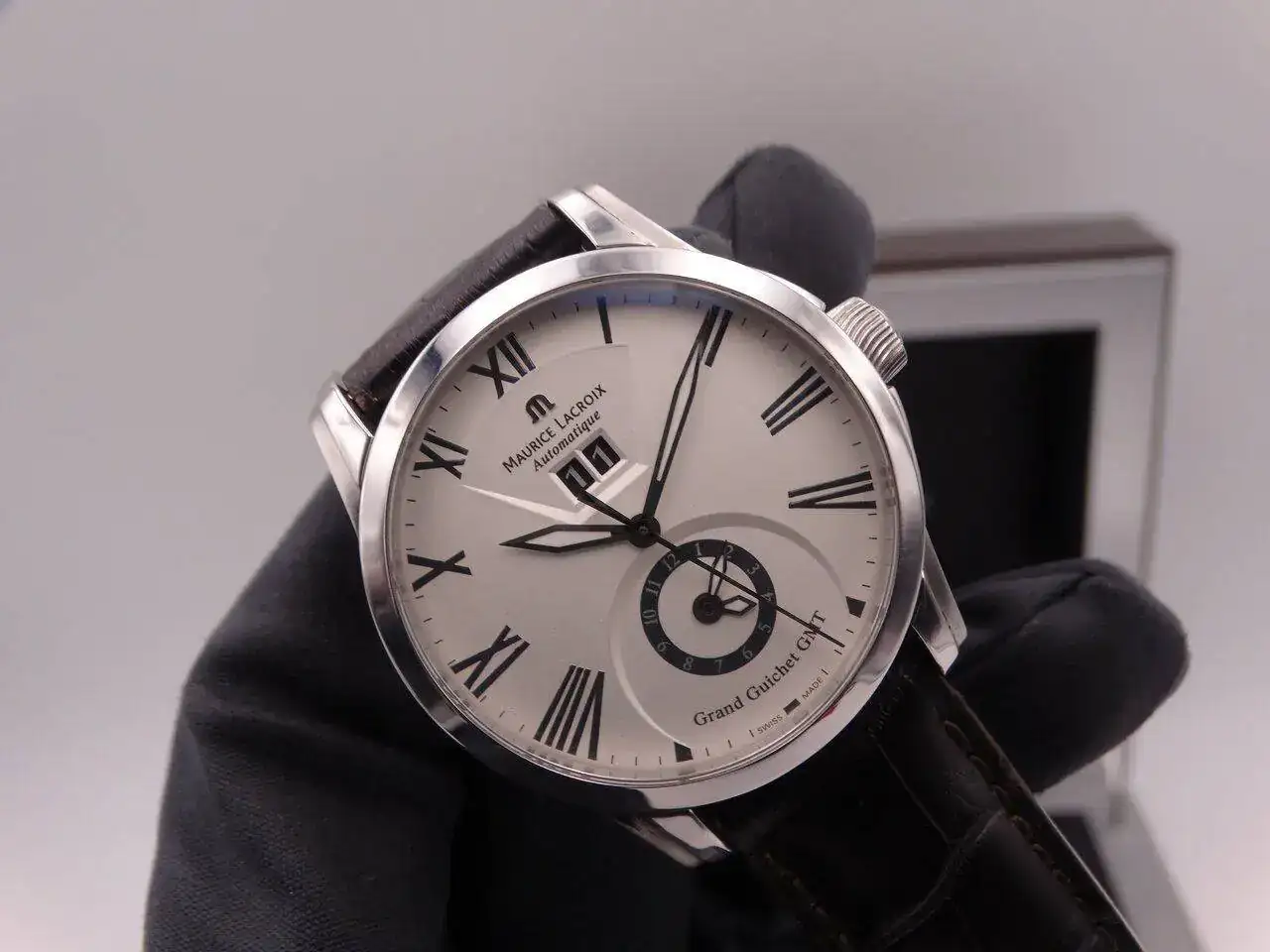 Maurice Lacroix Pontos GMT 02399.webp