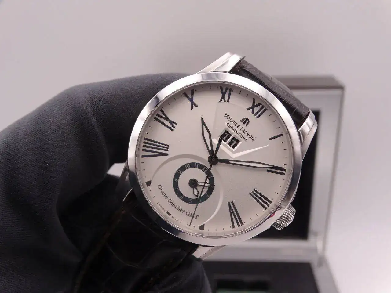 Maurice Lacroix Pontos GMT 02400.webp