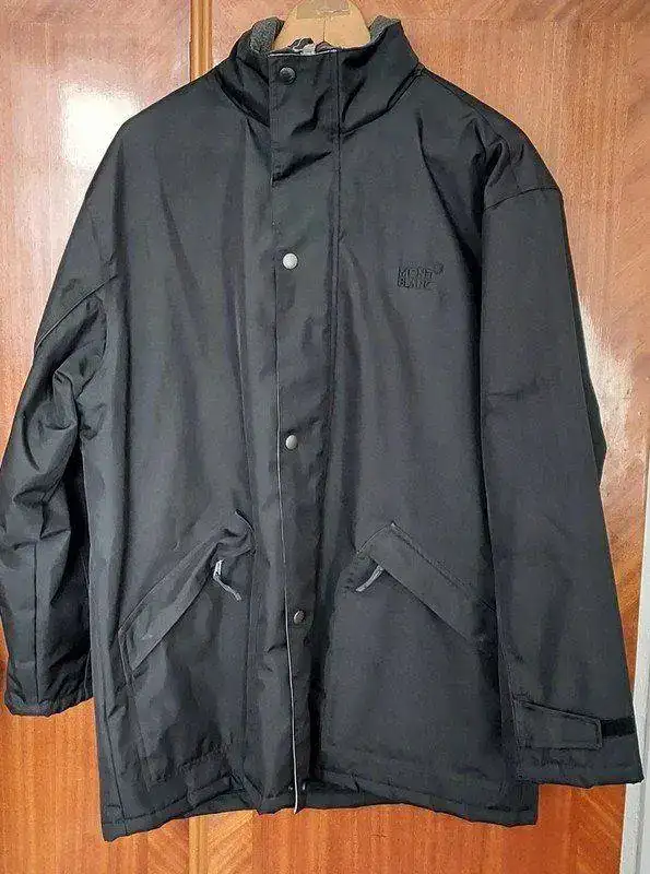MB chaqueta promocion a.webp