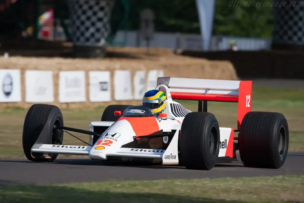 McLaren-MP4-4-Honda_1.webp