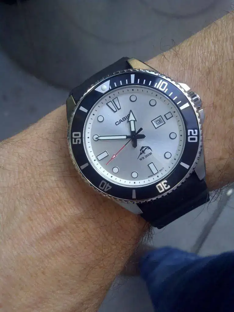 MDV-106-7AVDF-watches-1315608552.webp