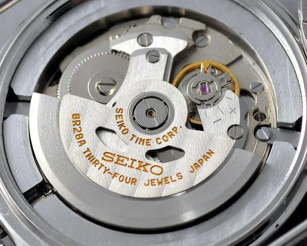mechanical-chronograph-movement-available-image005.webp