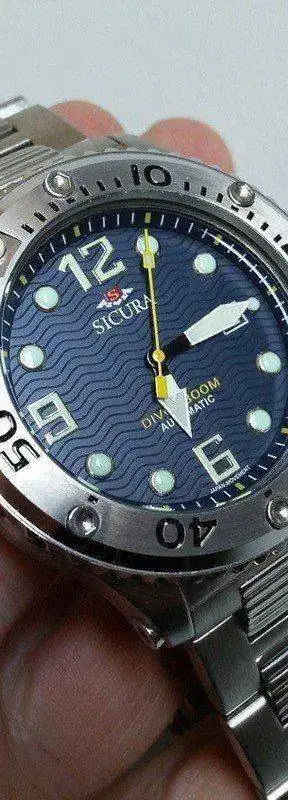 medium_128120956-fs-sicura-300m-diver-75-shipped.webp