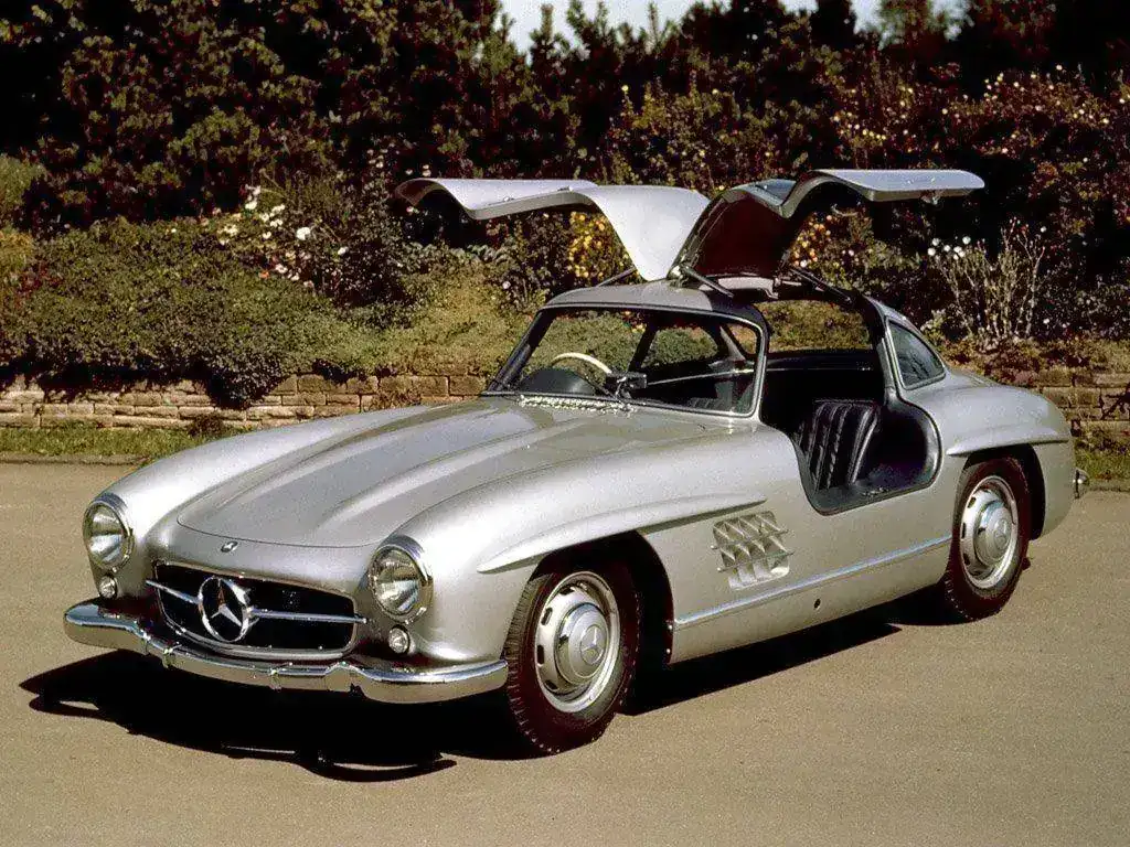 mercedes-300-sl-gullwing.webp