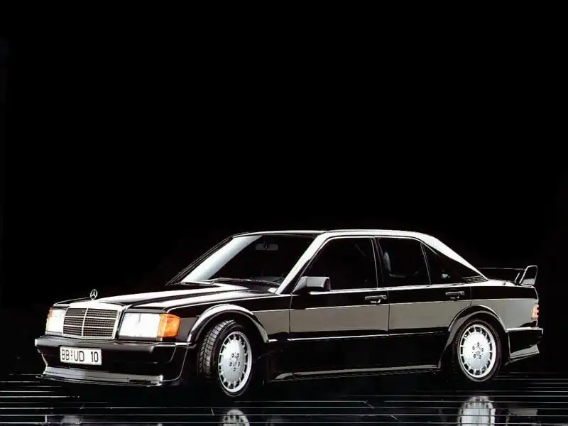 Mercedes_190E_Evolution.webp