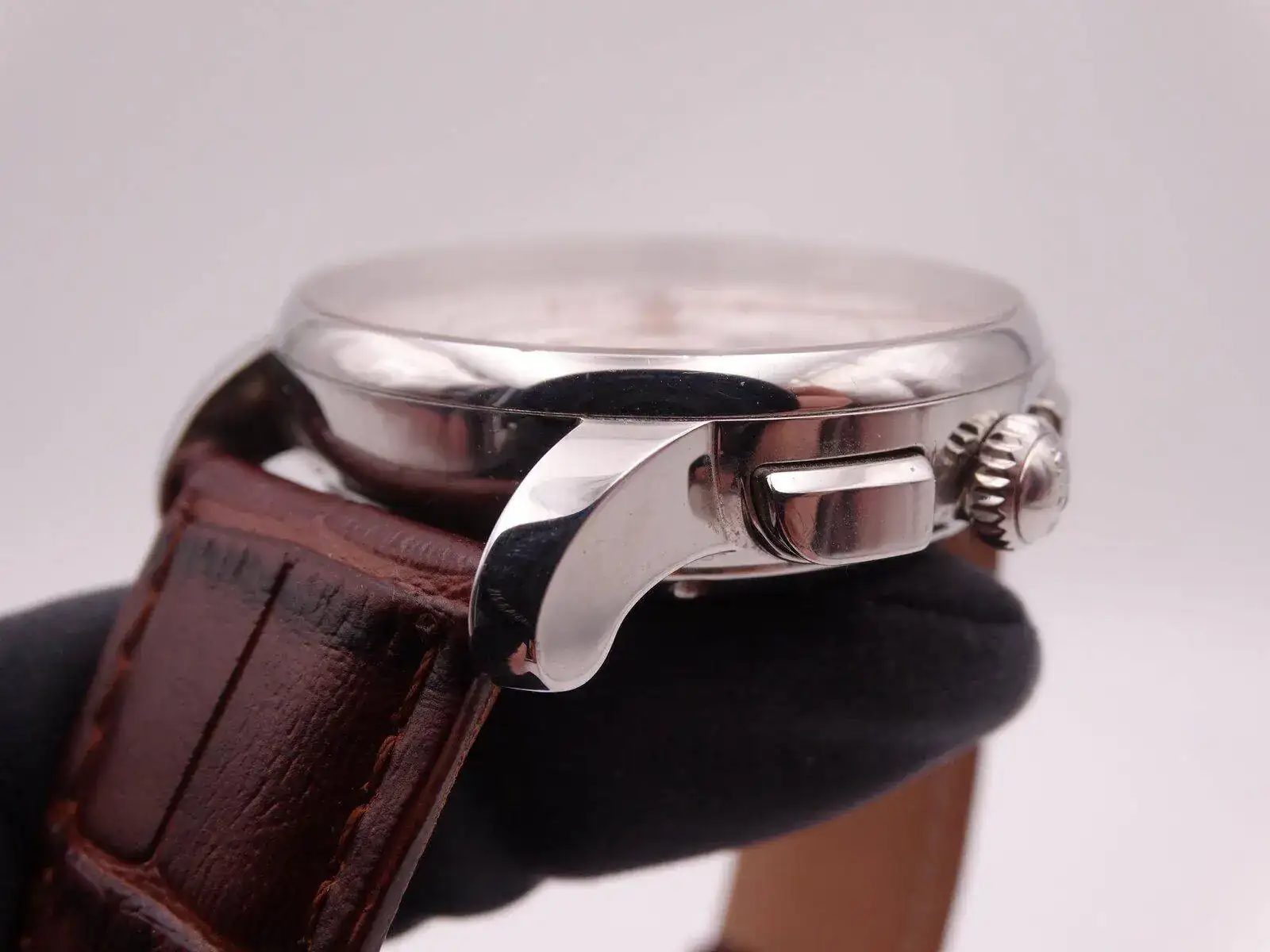 mido automatic chronograph 9459.webp