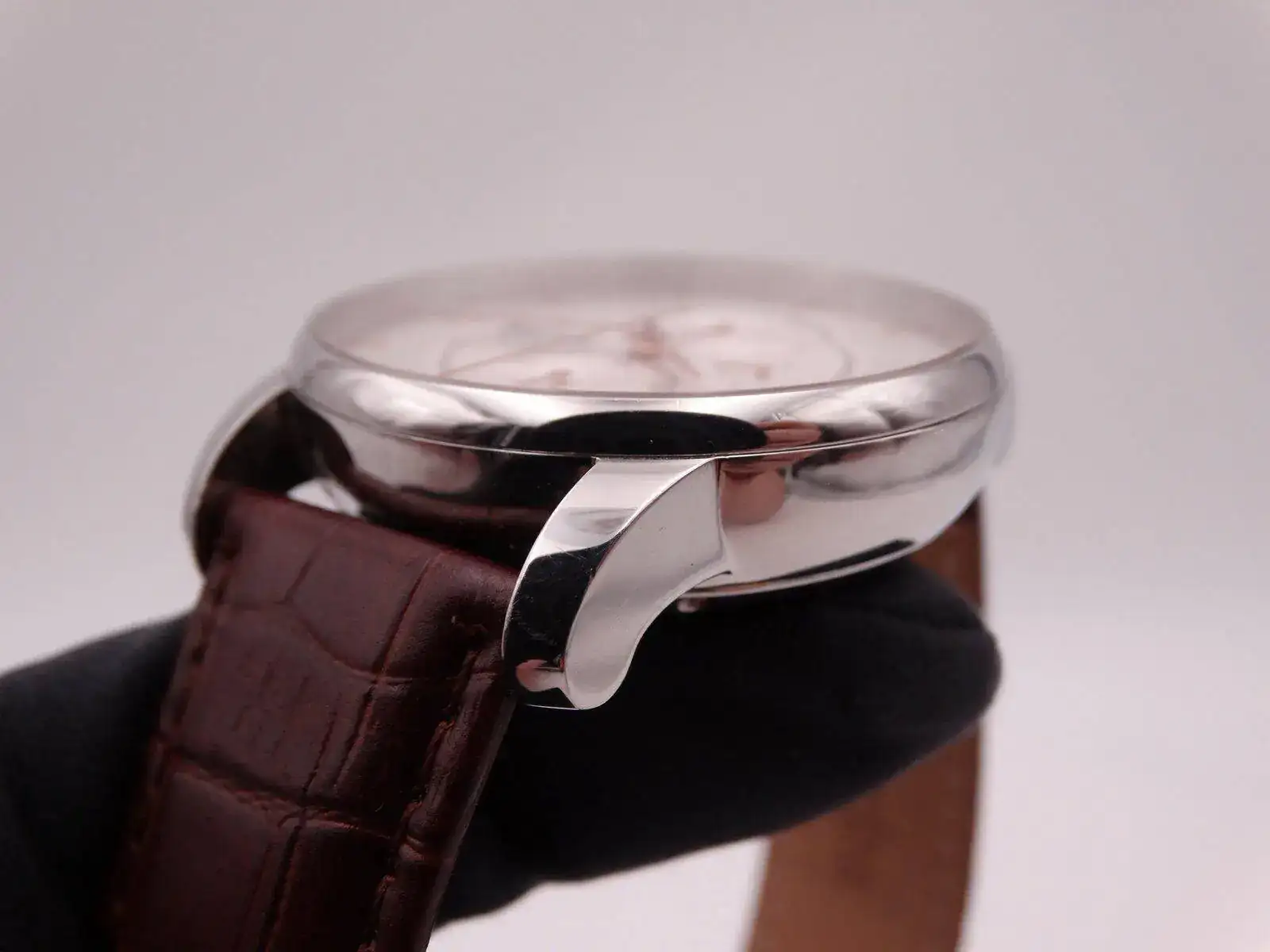 mido automatic chronograph 9461.webp