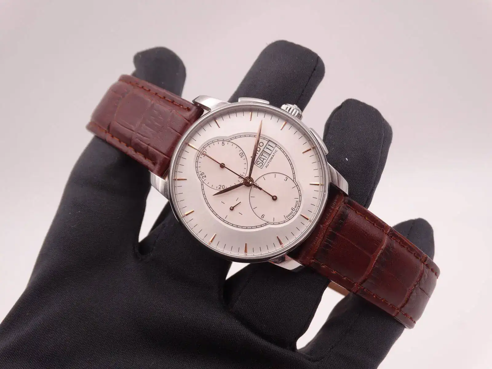 mido automatic chronograph 9462.webp